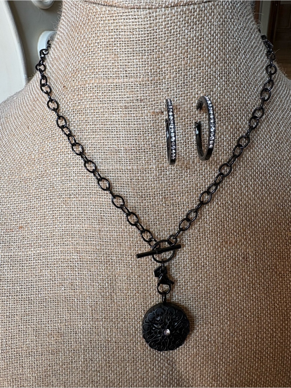 Origami Owl Black Sentiments Locket Exclusive Set